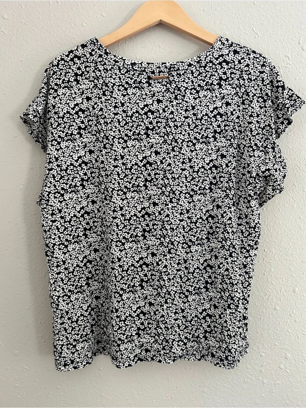 Michael Kors Black & White Floral Ruffle Sleeve Blouse Casual Lightweight XL